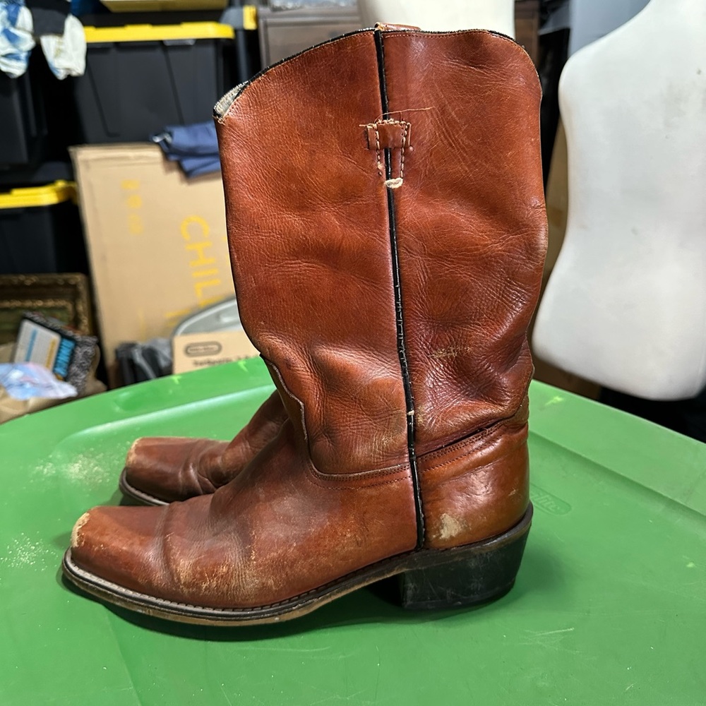Vintage western leather roper style boot